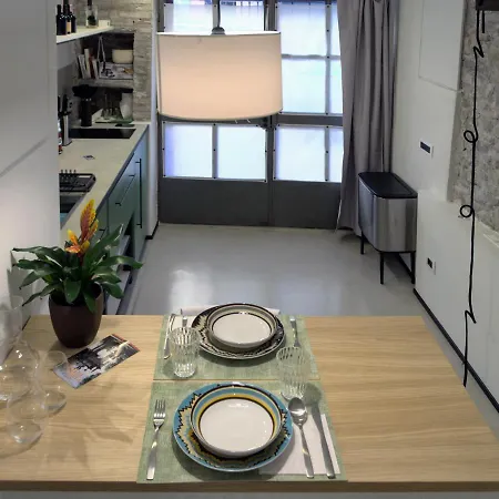 Loft Garibaldi, Garage Privato! Apartment